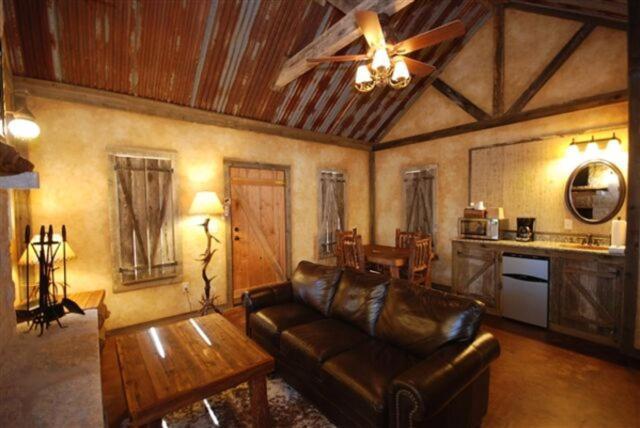 Country Inn Cottages Fredericksburg Eksteriør bilde